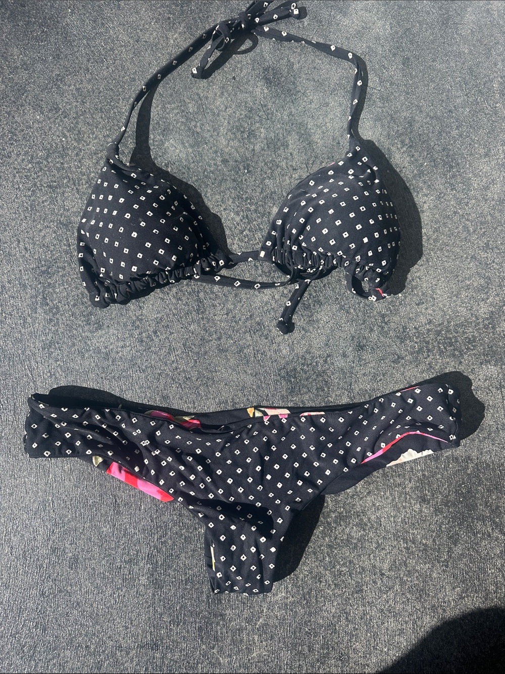 Quicksilver reversible bikini - Picture 4 of 6